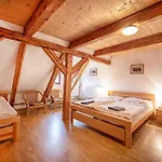 Nova Hajovna Pensionat 3*