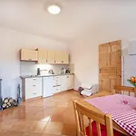 Nova Hajovna Pensionat 3*